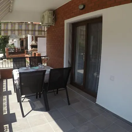 Ofrinio Central Apartment * Ofrínion