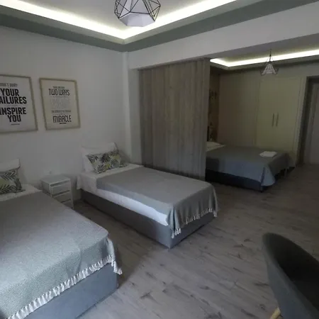 Lejlighed Ofrinio Central Apartment
